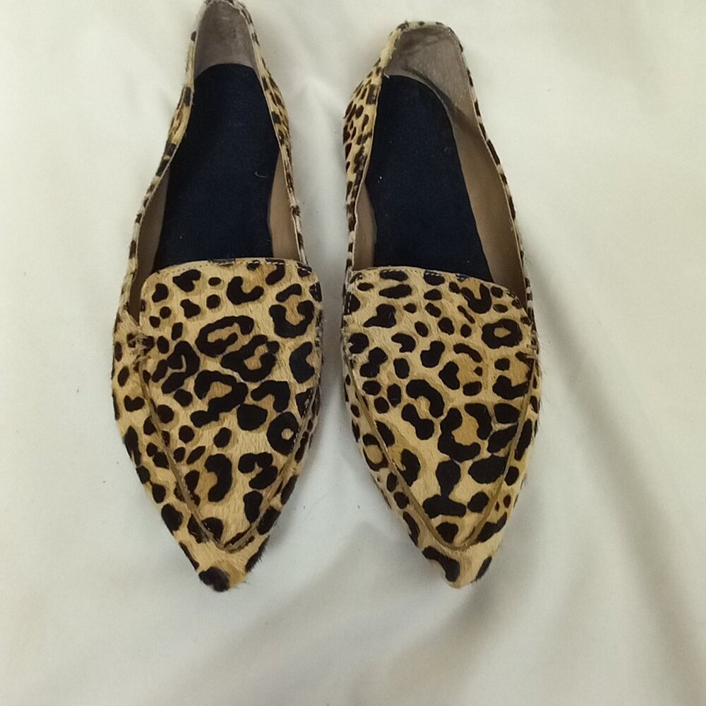 Animal Print Flat